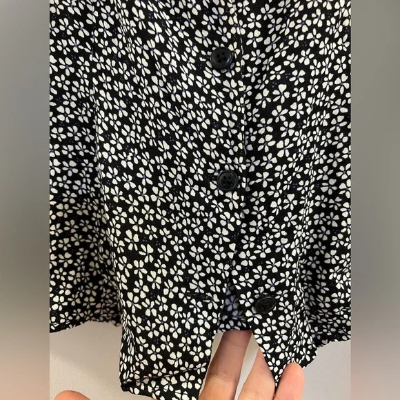 9. Reformation Jorja Top in Ansel - Picture 11 of 16